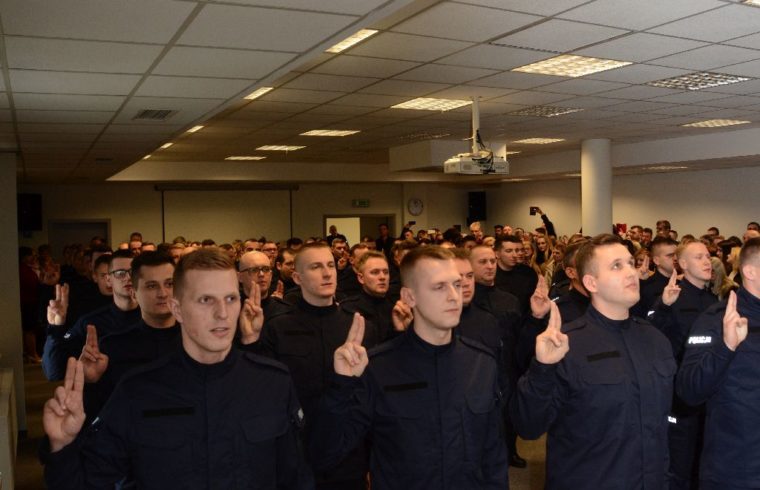 Dwóch nowych policjantów w Pułtusku