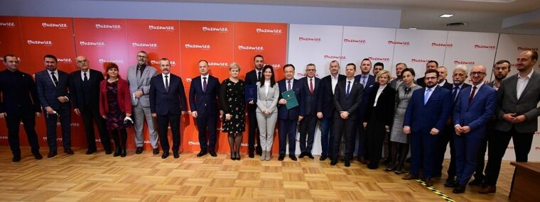 Umowa o partnerstwie dotycząca projektu „Budowy linii kolejowej Zegrze-Przasnysz” została podpisana