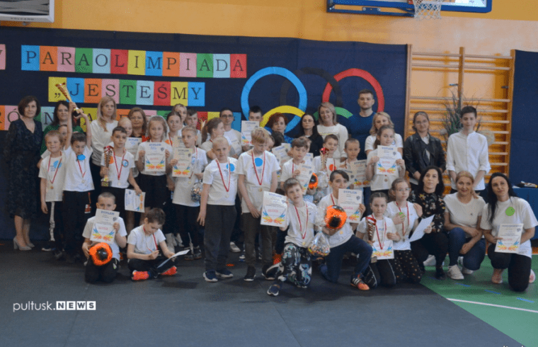 [FOTO] Międzyszkolna paraolimpiada w pułtuskiej "Trójce"