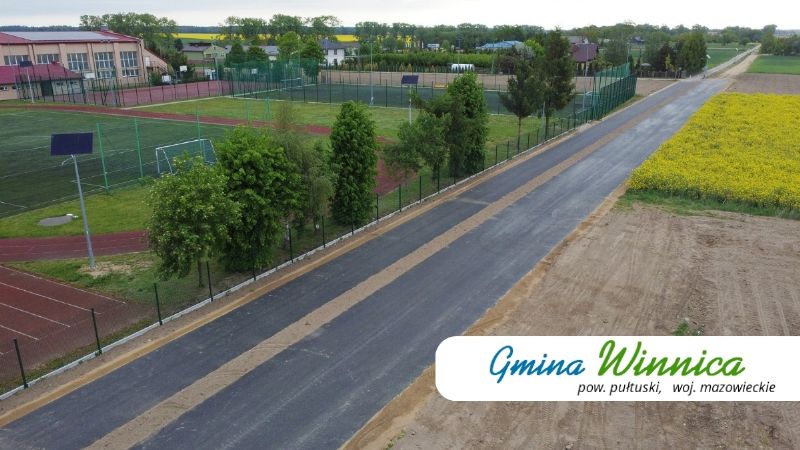Nowy odcinek ścieżki rowerowej oraz drogi dojazdowej do przedszkola w Gminie Winnica